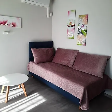 Guest house Apartman Eden 3*